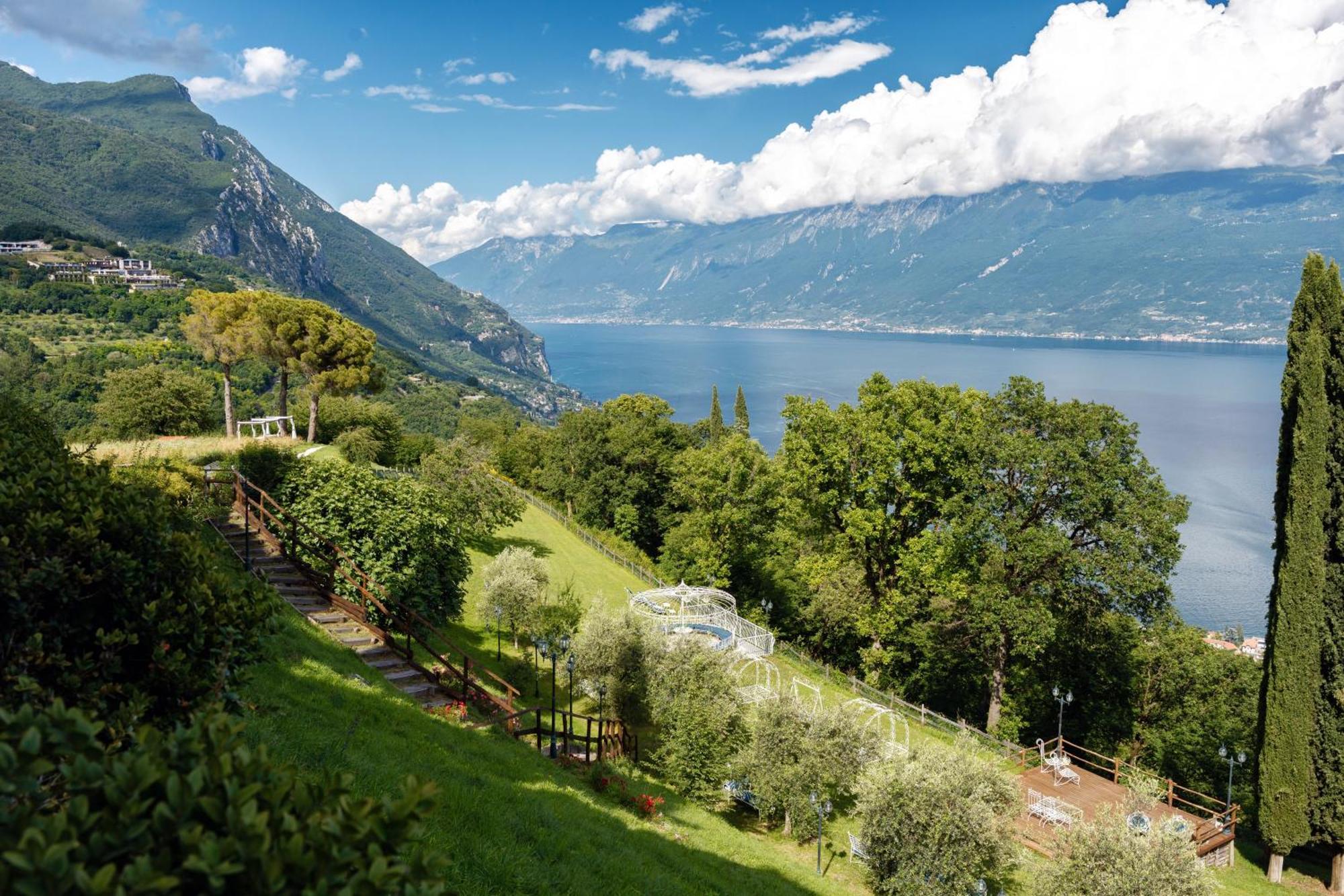 Boutique Hotel Villa Sostaga Gargnano Eksteriør bilde