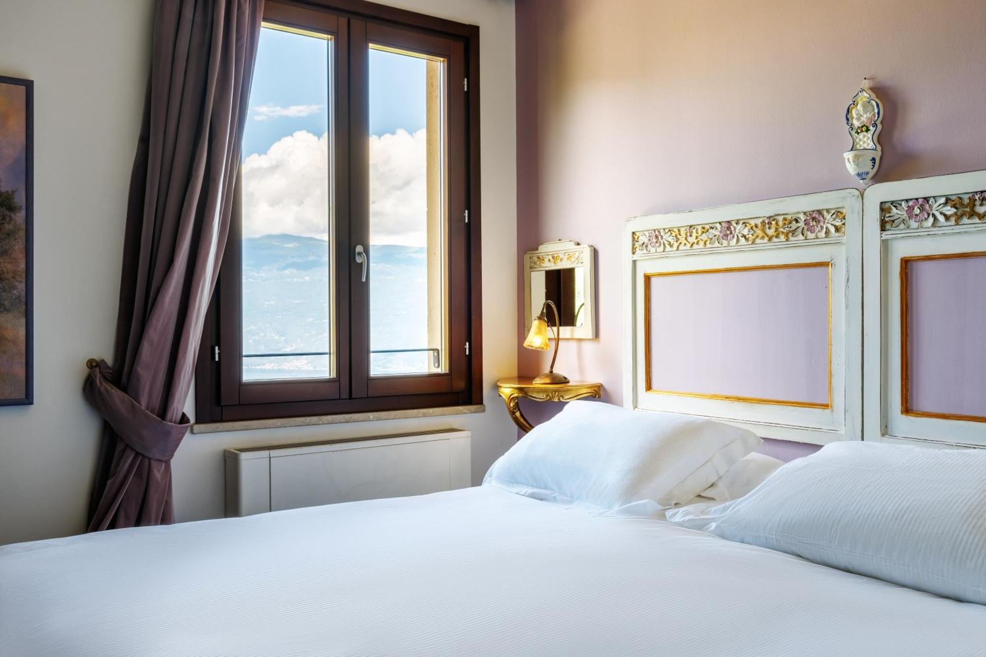 Boutique Hotel Villa Sostaga Gargnano Eksteriør bilde